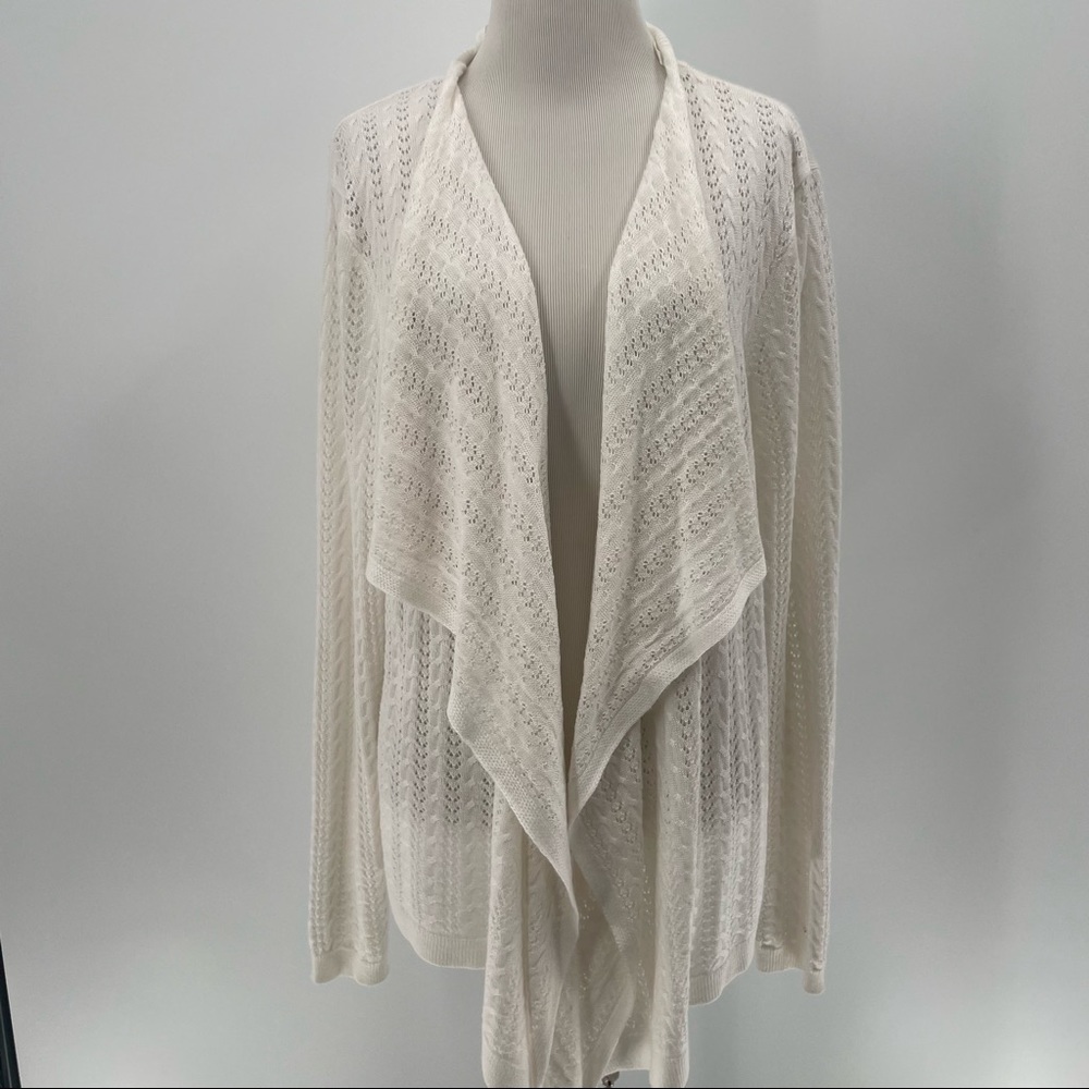 C Est 1946 Woman’s Cardigan